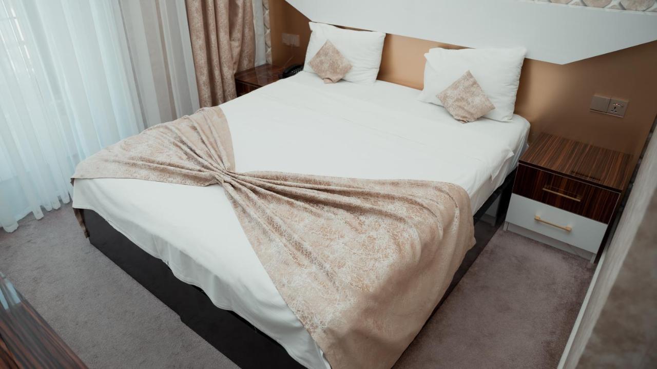 Dionis Baku Hotel المظهر الخارجي الصورة