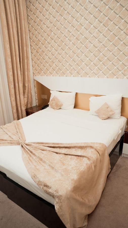 Dionis Baku Hotel المظهر الخارجي الصورة
